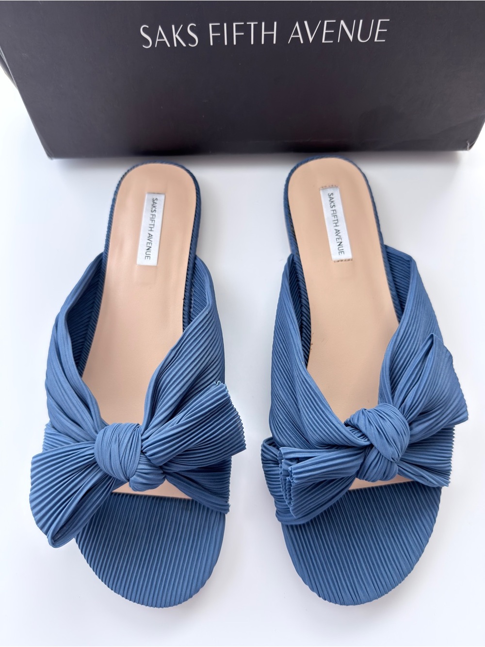 Saks Fifth Avenue Demi Blue Pleated Bow Slide Sandals Size 10 NIB